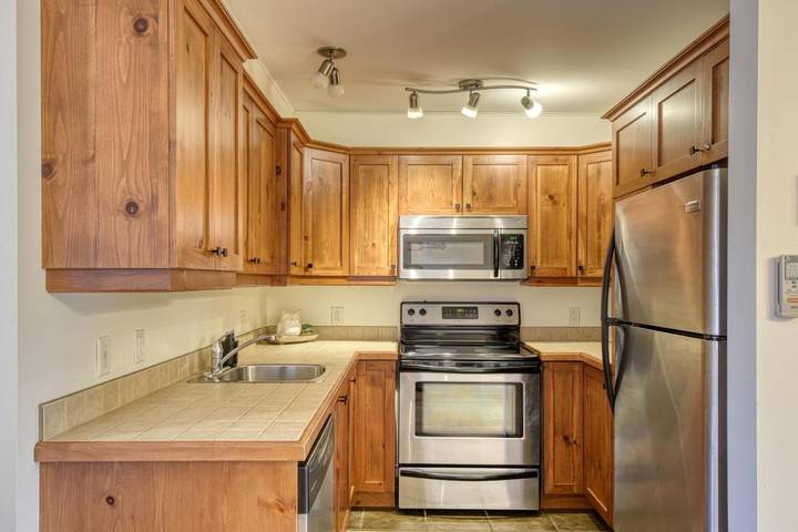 Chalet pour 4 personnes, avec terrasse dans Mont-Tremblant - 3