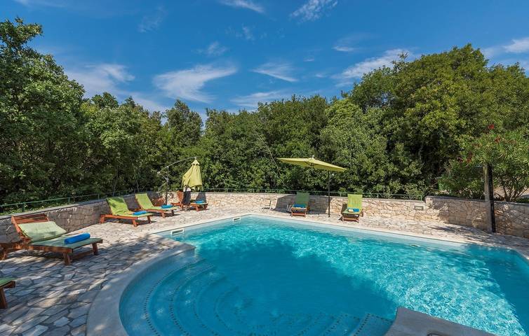 Villa für 10 Personen, mit Balkon/Terrasse und Balkon sowie Pool, mit Haustier in Istrien - 3