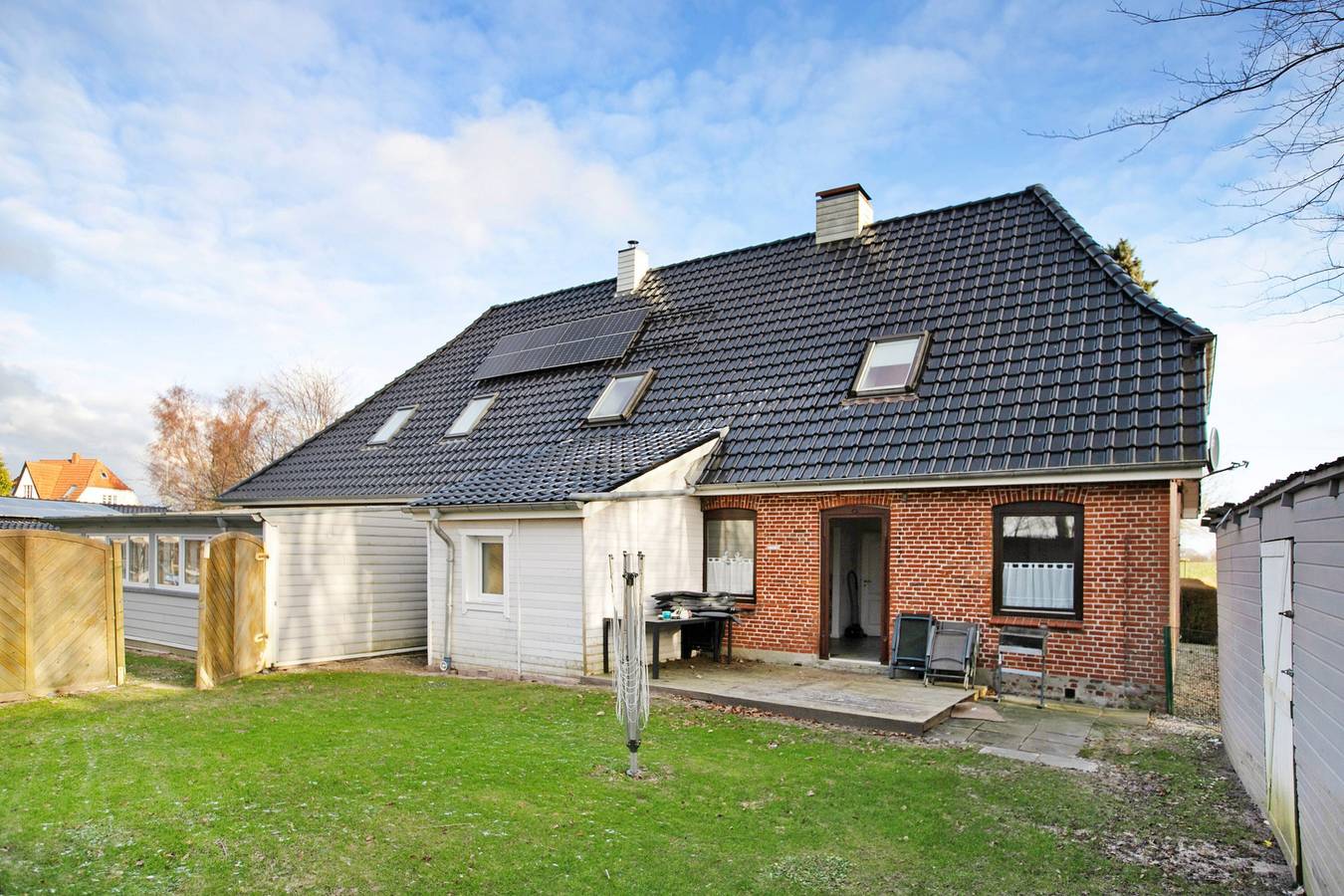 Ganze Wohnung, Ferienwohnung 'Alte Ferienwohnung 1 Wolf' mit privater Terrasse, privatem Garten und Wlan in Hasselberg, Schleswig-Flensburg