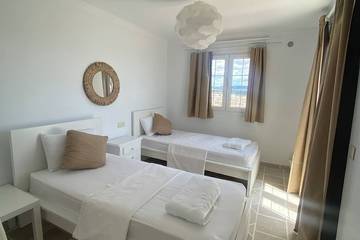Casa Rural para 12 Personas en La Alcaidesa, San Roque, Foto 2