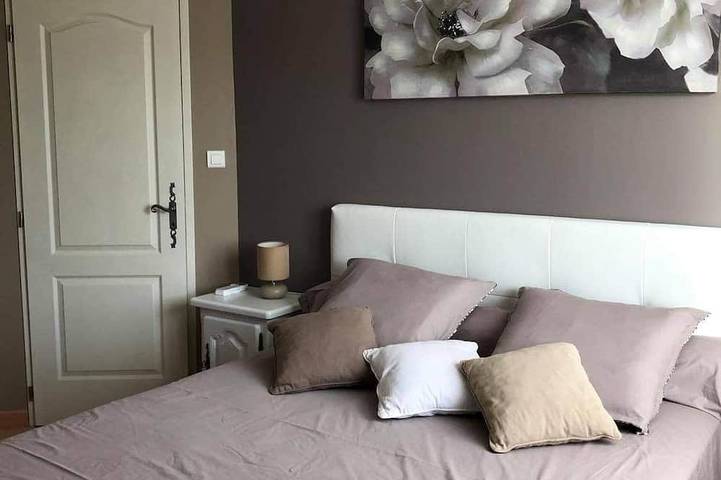 Location de vacances pour 8 personnes, avec terrasse et jardin à Cabannes - 3