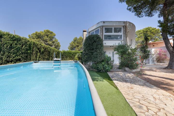 Maison de vacances pour 8 personnes, avec Jardin sur la Costa Dorada