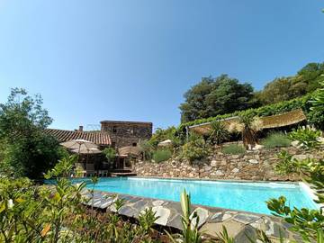 Chambre d’hôte pour 2 personnes, avec jardin et sauna ainsi que piscine et vue à Saint-André-de-Majencoules