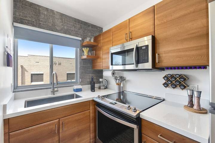 Apartment for 2 people, with balcony and pool in Phoenix
