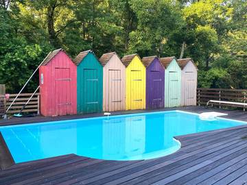 Chambre d’hôte pour 4 personnes, avec jardin et terrasse ainsi que vue et piscine à Dardilly