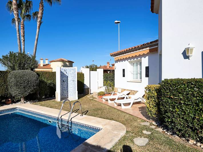 Villa für 4 Personen, mit Garten, mit Haustier in Oliva - 3
