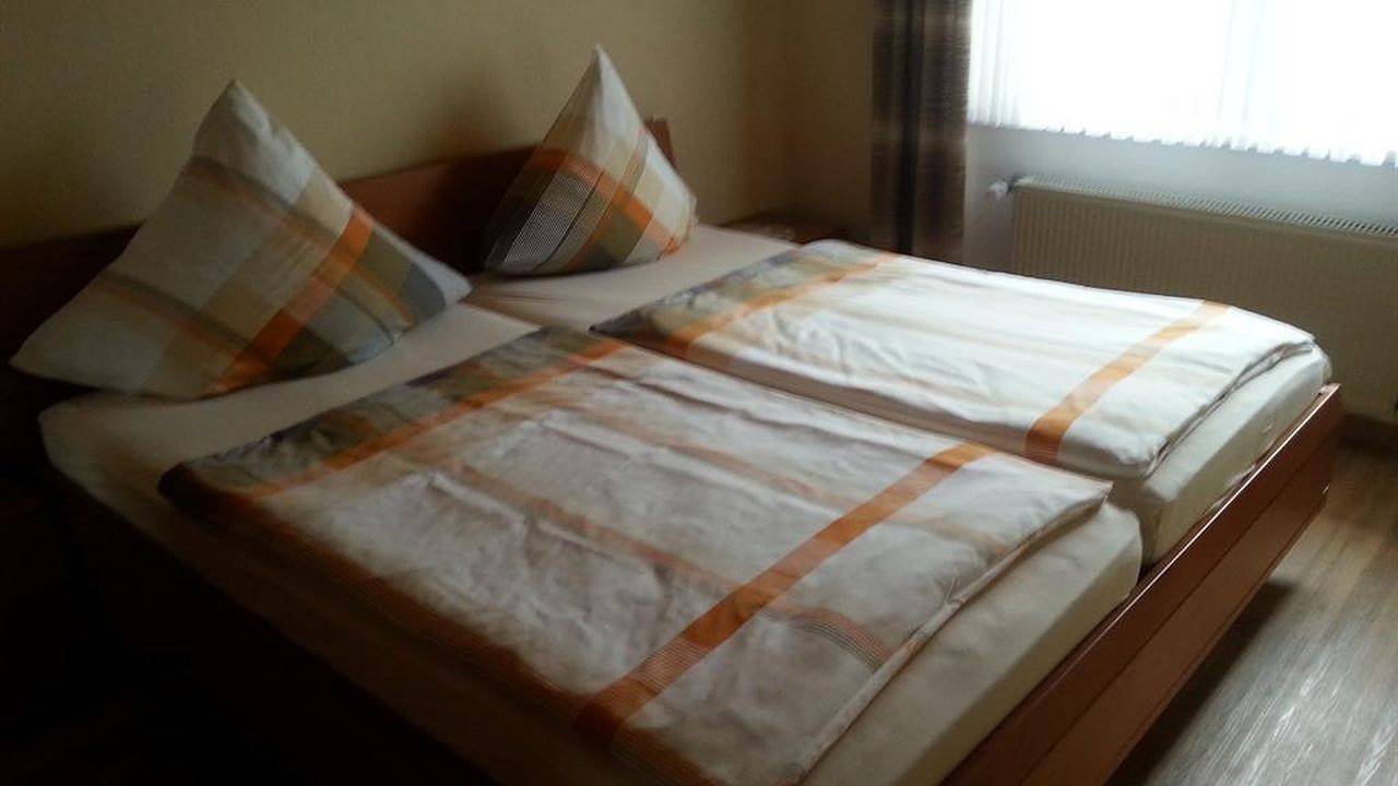 Ganze Ferienwohnung, Ferienwohnung für 2 Personen (49 m²) in Bitburg in Bitburg, Eifelkreis Bitburg-Prüm