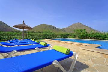 Villa in Pollença, Serra de Tramuntana für 6 