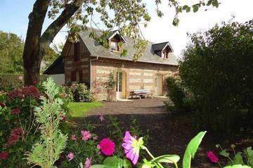 Gîte pour 4 personnes, avec terrasse et jardin à Les Grandes-Ventes