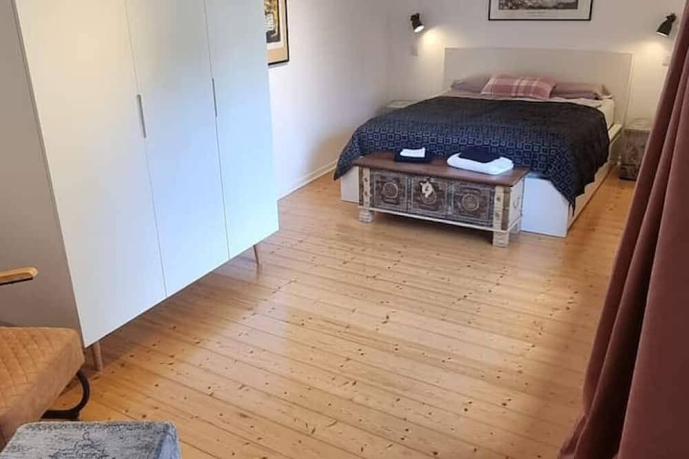 Ganze Wohnung, Zu Gast im Denkmal St. Peter in Zons, Dormagen