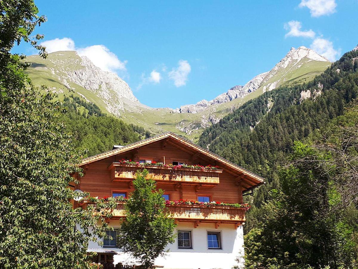 Ganze Wohnung, Gästehaus Bergwald - Pötscherjahringerhof in Virgen, Bezirk Lienz