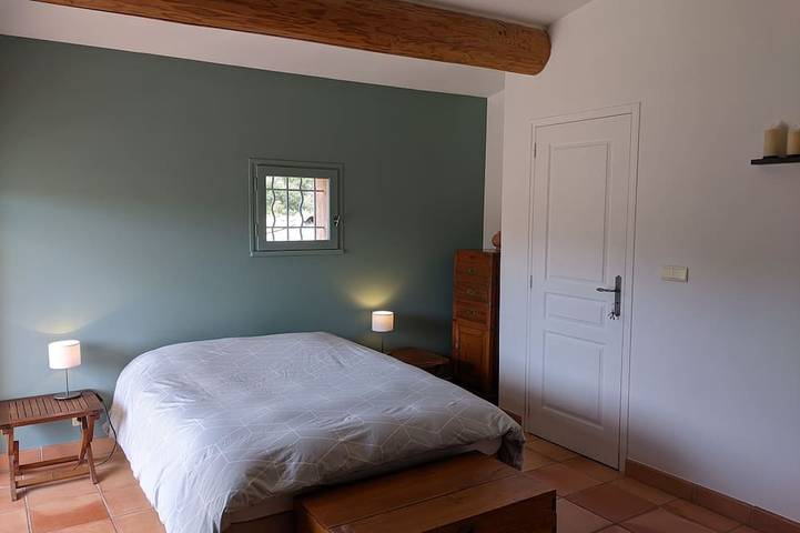 Location de vacances pour 7 personnes, avec balcon et jardin à Mirabeau - 3