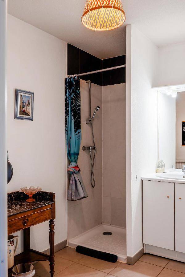 Appartement entier, Ô Cocon Paisible - Wifi, Calme, Smart Tv, Parking - A 2min du Campus Tbs in Quint-Fonsegrives, Toulouse et ses environs