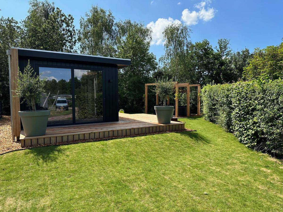 Chalet de Blauwe regen in Hardenberg, Regio Zwolle