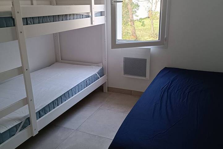 Location de vacances pour 10 personnes, avec Terrasse et Jardin dans Plage de la Grière - 3