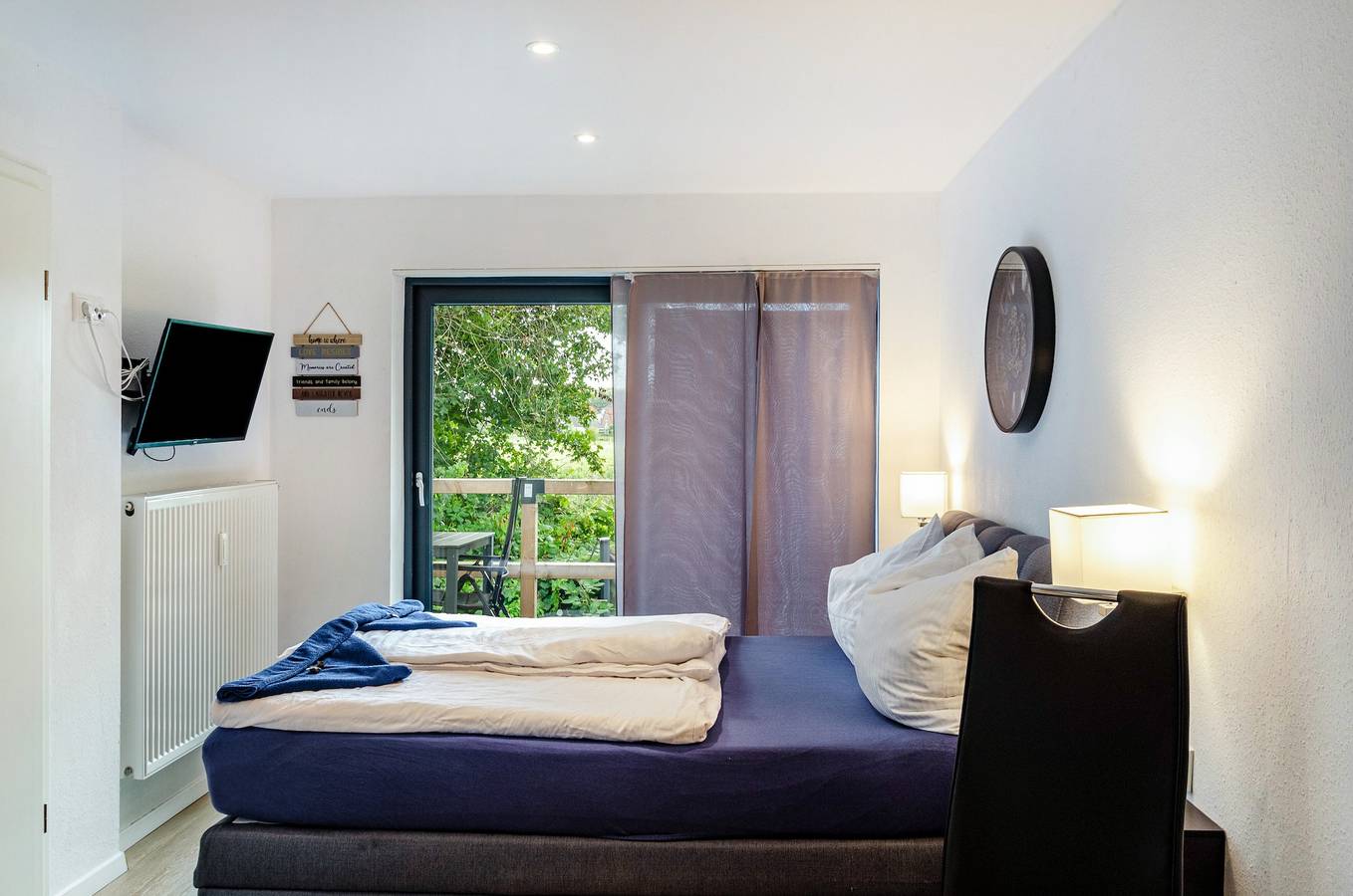 Entire apartment, Holiday Apartment "Tiny" with Wi-Fi in Wilhelmshaven, Southern North Sea Coast