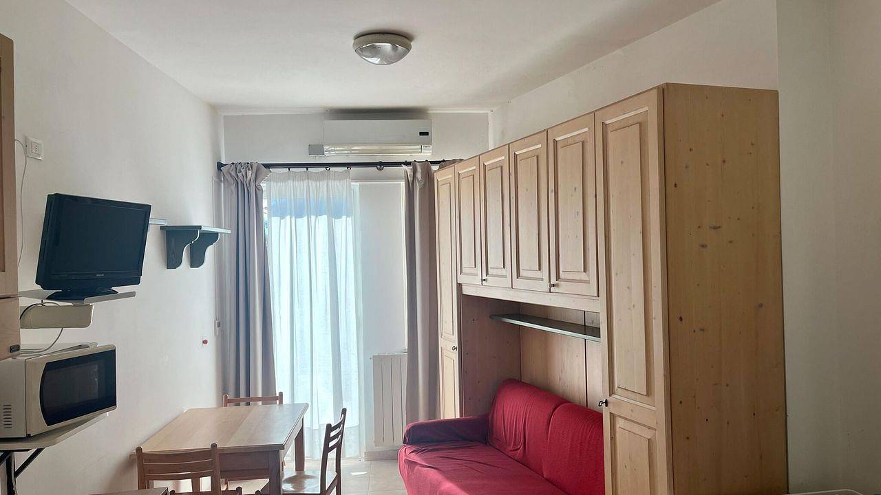 Entire holiday apartment, Ferienwohnung für 3 Personen (28 m²) in Pietra Ligure in Pietra Ligure, Pietra Ligure Municipality