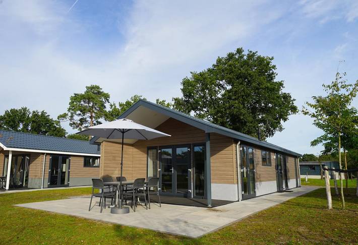 Location de vacances pour 6 personnes, avec jardin à Mol