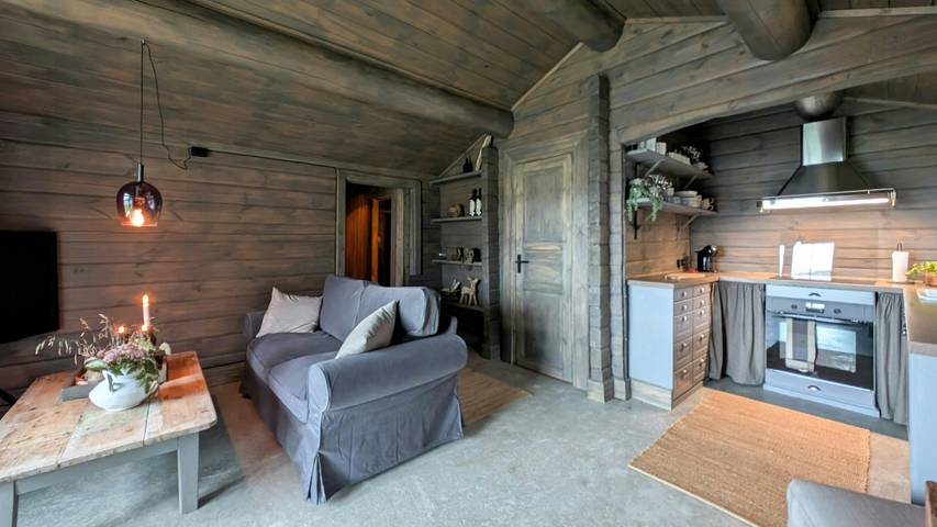 Bootshaus mit Meerblick, Nordlicht und Mitternachtssonne in Ballangen