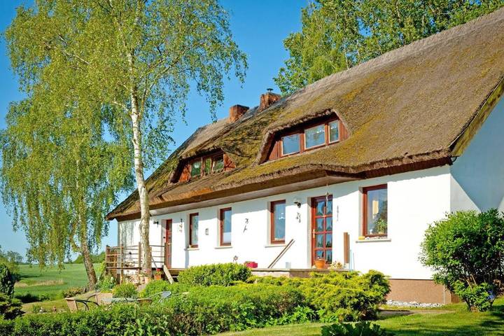 Ferienwohnung für 4 Personen, mit Terrasse und Garten