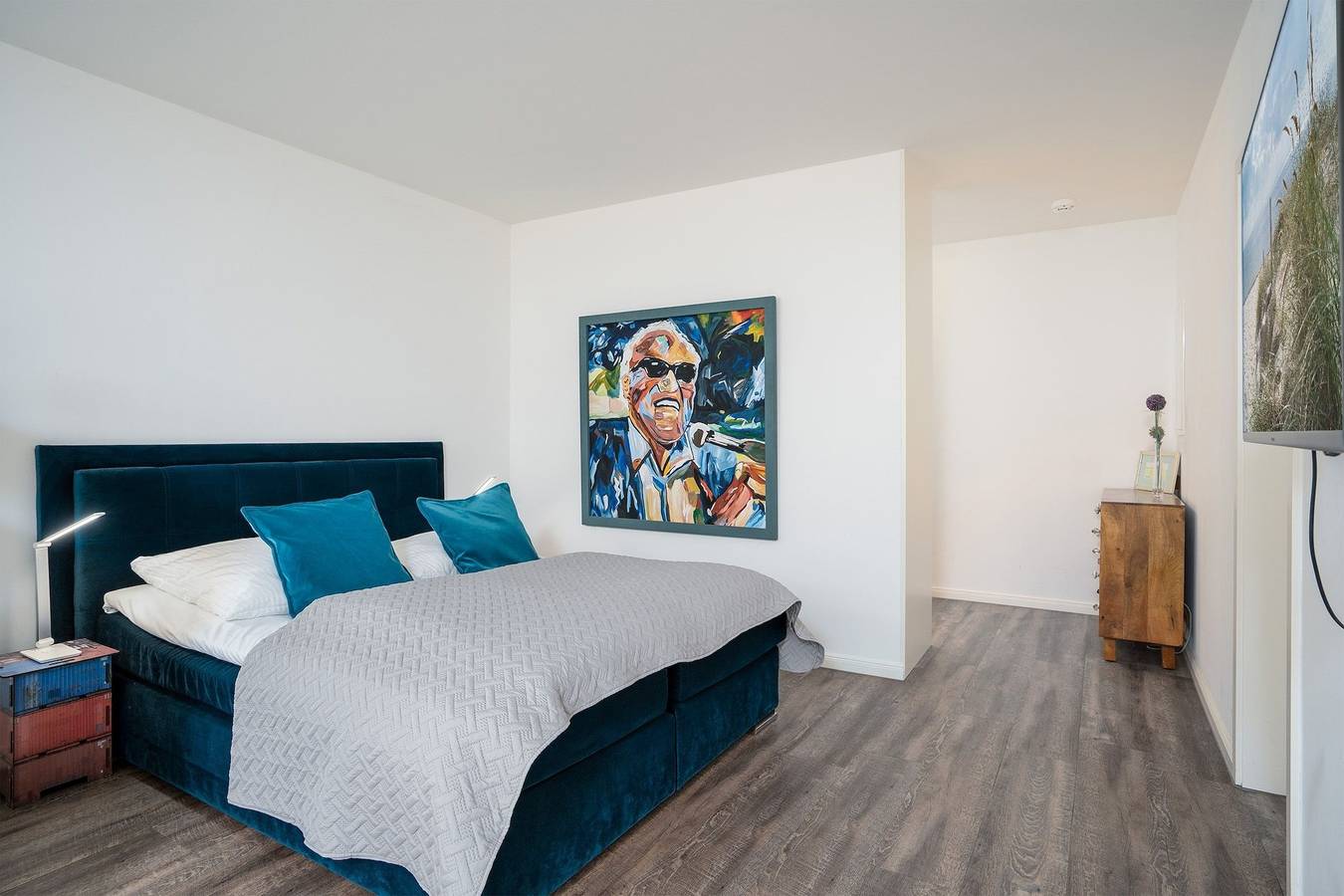 Entire holiday apartment, Appartementhaus Terrassenhügel Strandsuite in Scharbeutz, East Holstein