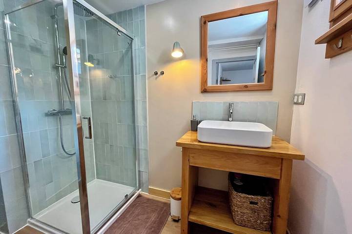 Charmantes Apartment für 5 Personen in Venosc - Les Deux Alpes in Vénosc, Les Deux Alpes