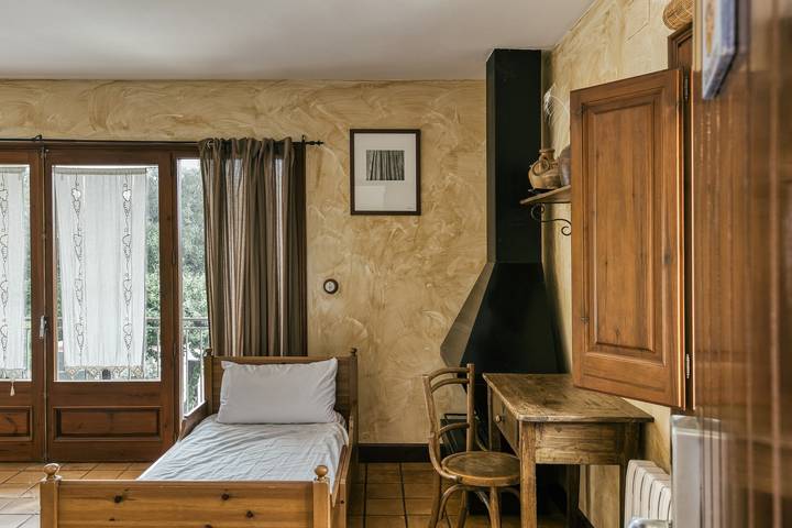 Habitación para 3 personas, con piscina para niños y jardín, Se admiten mascotas en Pla de l'Estany - 3
