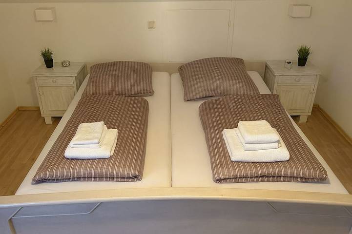 Ganze Wohnung, Tor zu Frankreich – modernes Apartment in besonderer Lage in Neuburg am Rhein, Rheinebene