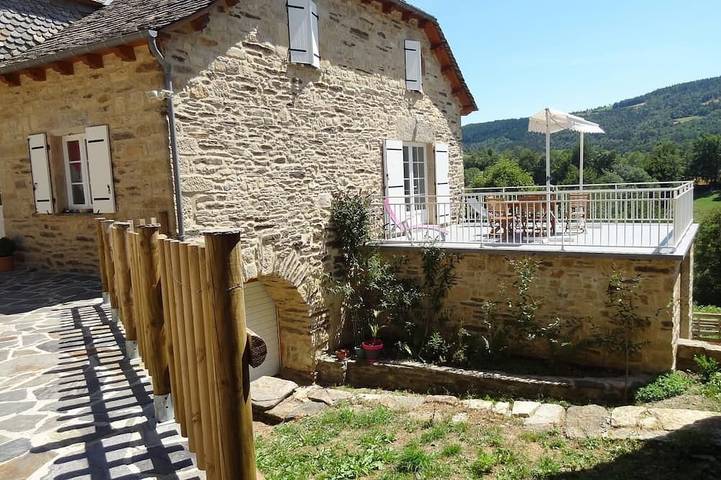 Location de vacances pour 6 personnes dans Chadenet