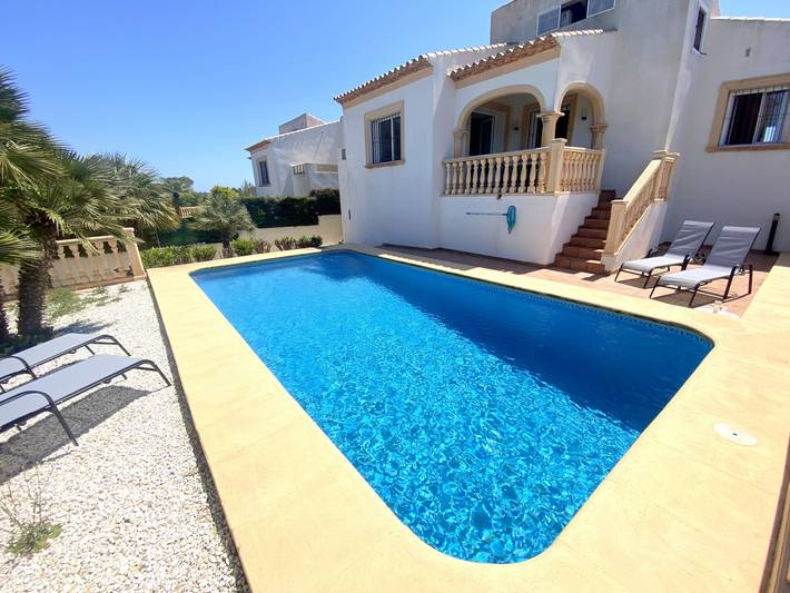 Casa rural para 4 personas, con terraza y jardín en Jávea - 2
