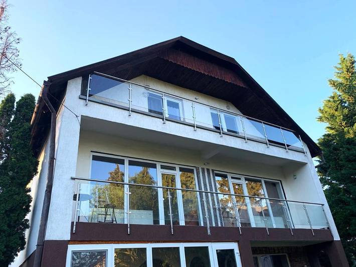 Ferienhaus für 6 Personen, mit Garten und Seeblick sowie Ausblick