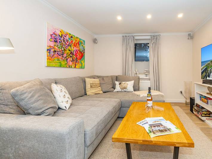 Ganze Ferienwohnung, Ferienliebe Hygge Hüs - Hygge Hüs. - nur 550 m zum Sandstrand. Mit Terrasse & Parkplatz. in Nordfriesische Inseln (Schleswig-Holstein) (Schleswig-Holstein), Wenningstedt