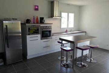 Location de vacances pour 6 personnes, avec terrasse, animaux acceptés à Beaulieu (Largentière)