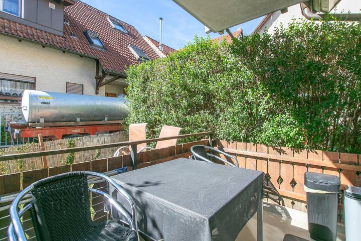 Apartamento inteiro, Apartamento T2 rodeado de natureza em Rheinfelden-Adelhausen, terraço e jardim in Rheinfelden, Floresta Negra do Sul