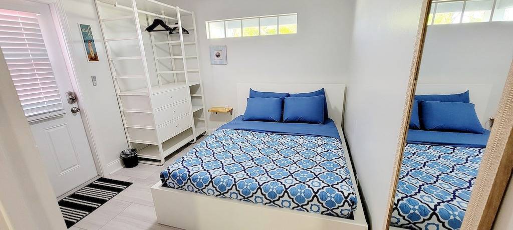 Ganze Wohnung, Private 1 bedroom apt/full kitchen/big shower. in Port St. Lucie, St. Lucie County