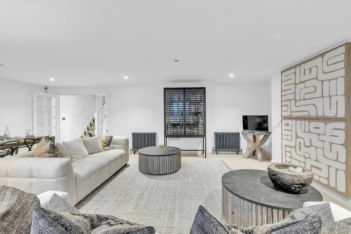 Ganze Wohnung, Ferienwohnung für 3 Personen mit Terrasse in Worthing, West Sussex