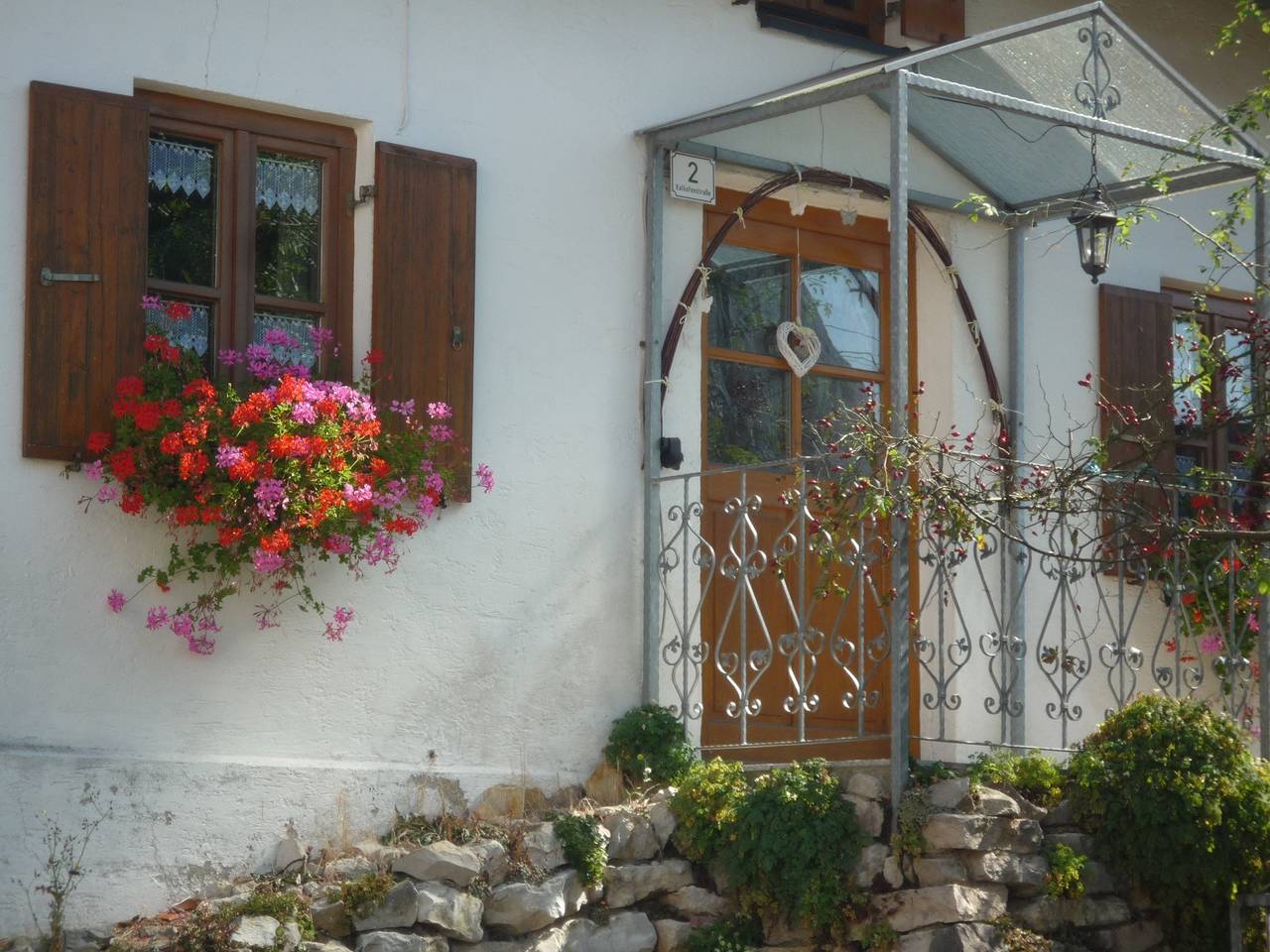 Ganze Wohnung, Bio Ferienhaus Bosch - Ii - 3-Sterne-Bio-Ferienhaus am Weidenzelt in Fünfstetten, Bayerisch Schwaben