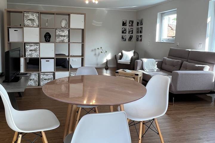 Ganze Wohnung, Moderne Ferienwohnung mit Wohlfühl-Terrasse in Beerfelden in Beerfelden, Odenwaldkreis