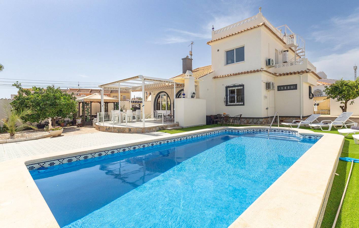 Hus för 8 Personer med pool in Orihuela, Costa Blanca