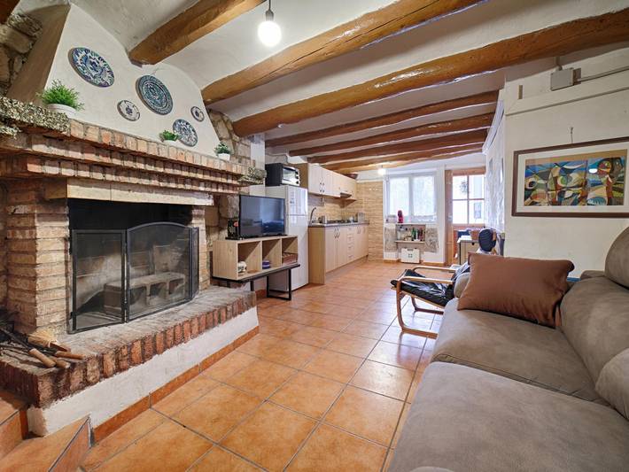 Casa rural para 6 personas, con terraza, Se admiten mascotas en Conca de Barberà - 3