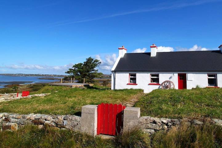 Holiday rental for 6 people, with terrace and garden, with pets in County Donegal
