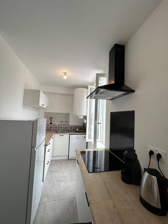 Appartement entier, Apartment - Ground Floor in Vierzon, Région de Vierzon