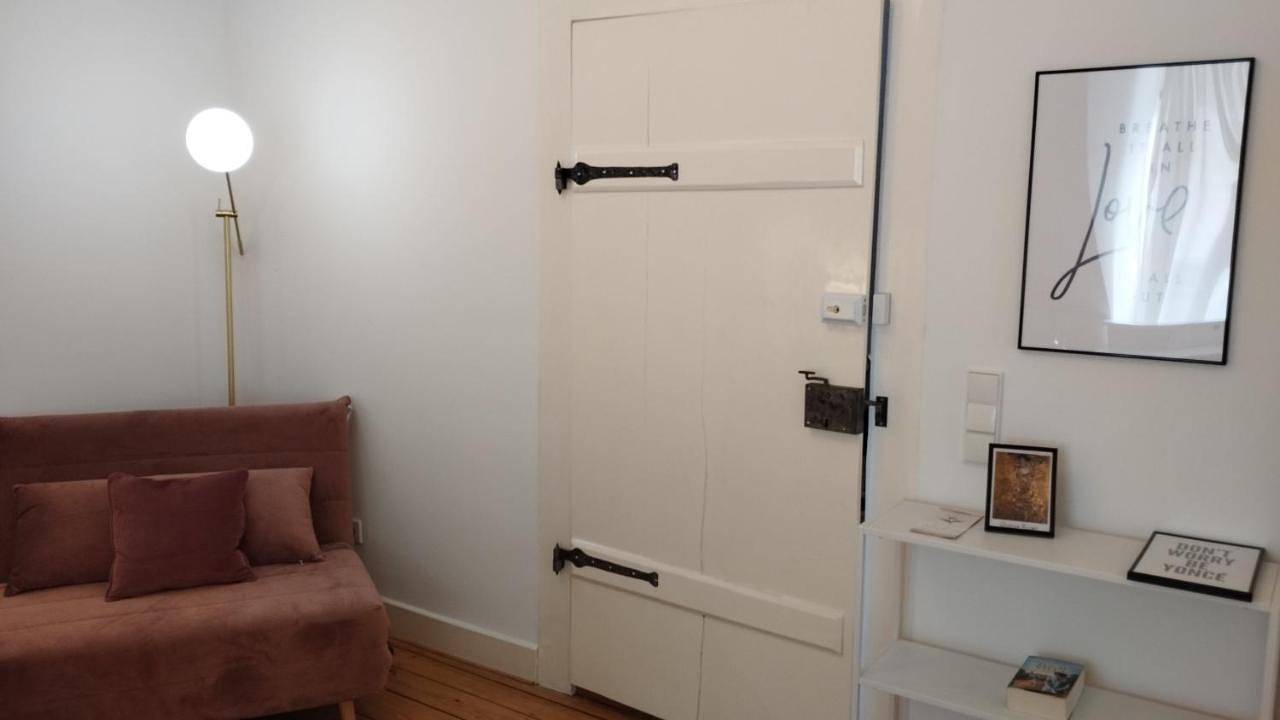 Basic Triple Room with Shared Bathroom in Mannheim, Kurpfalz