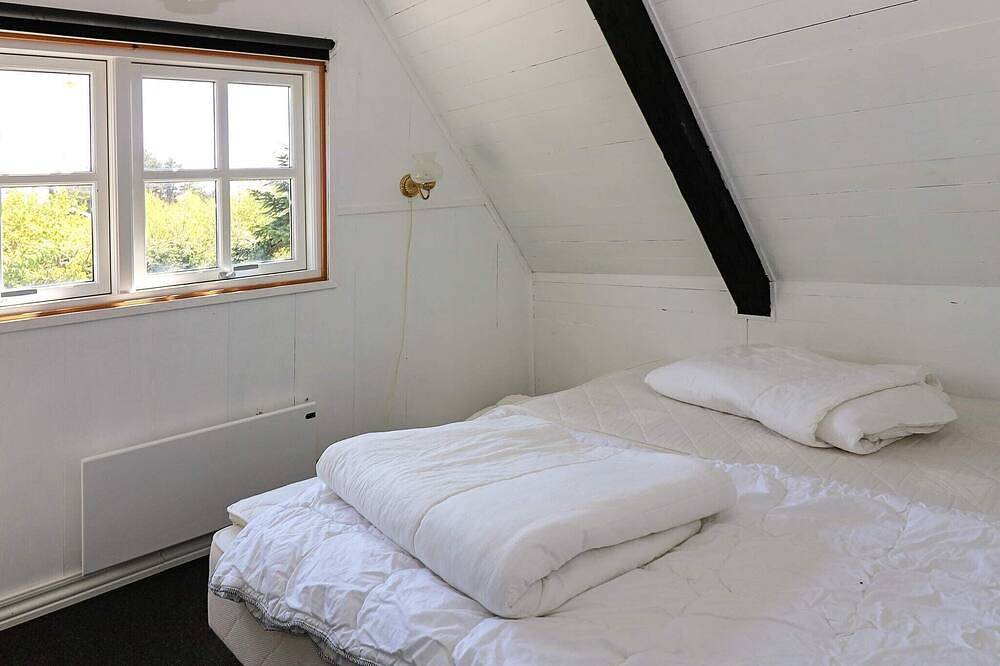 Tranquil Waterfront Cottage-By Traum in Hadsund, Himmerland
