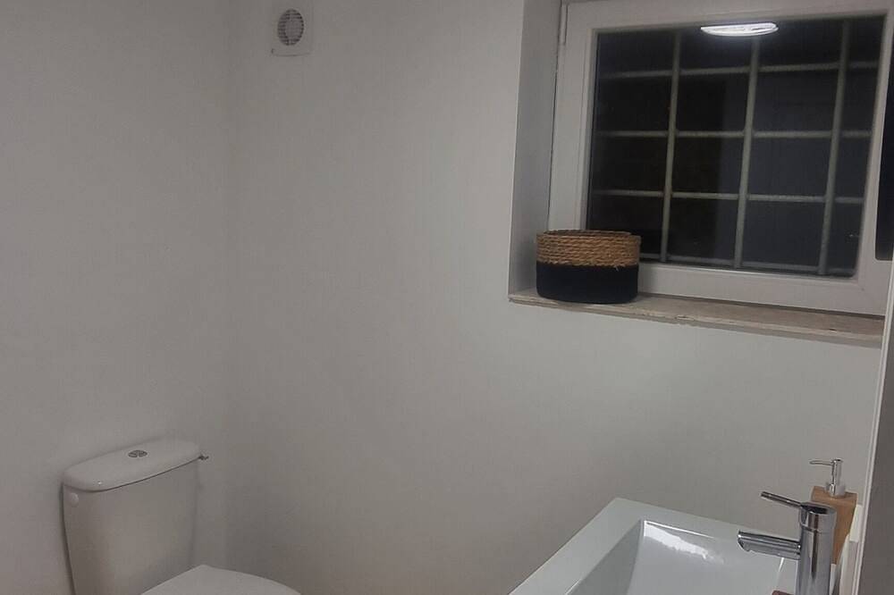 Entire apartment, Studio near orly airport in Villeneuve-le-Roi, Val-de-Marne