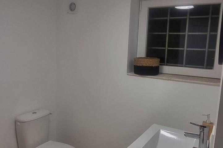 Gîte pour 3 personnes, avec terrasse à Villeneuve-le-Roi - 2