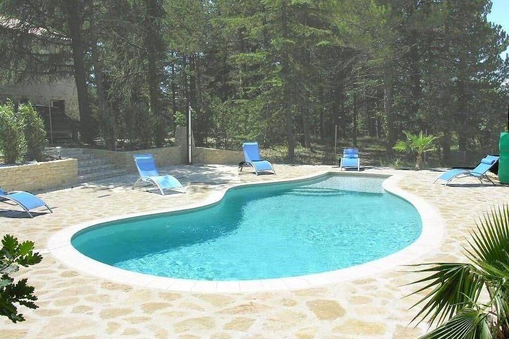 Villa con piscina privada climatizada. in Vaison-la-Romaine, Parque natural regional del Mont Ventoux