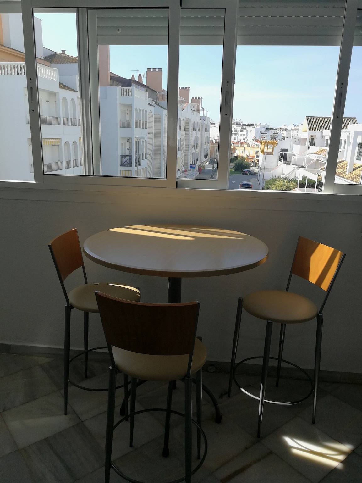 Ganze Wohnung, Moderne Wohnung mit Pool im Herzen von El Portil in Punta Umbría, Costa de la Luz