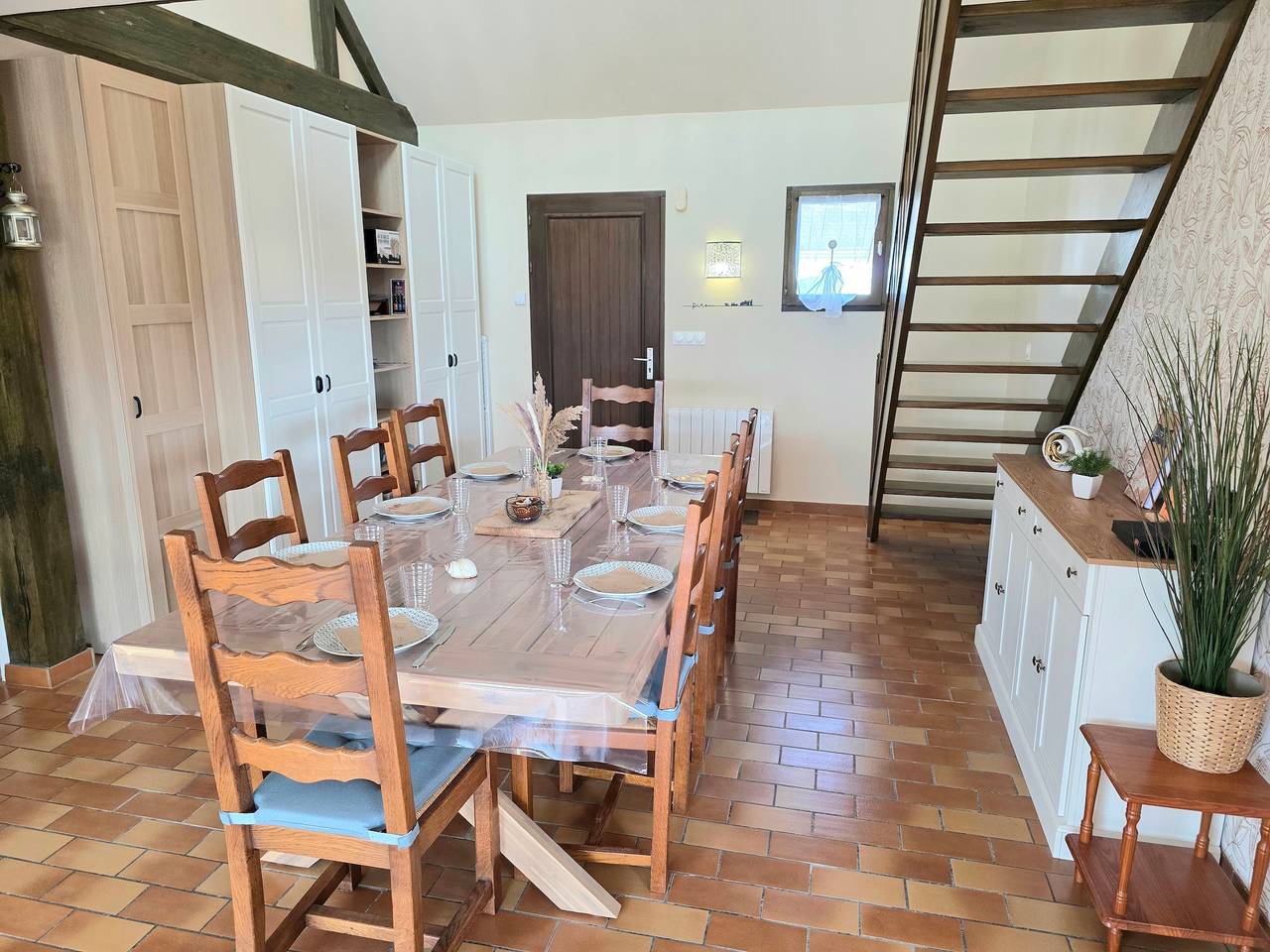 Maison de vacances « Les Volets Bleus » avec terrasse, jardin privés et Wi-Fi in Pirou, Région de Coutances