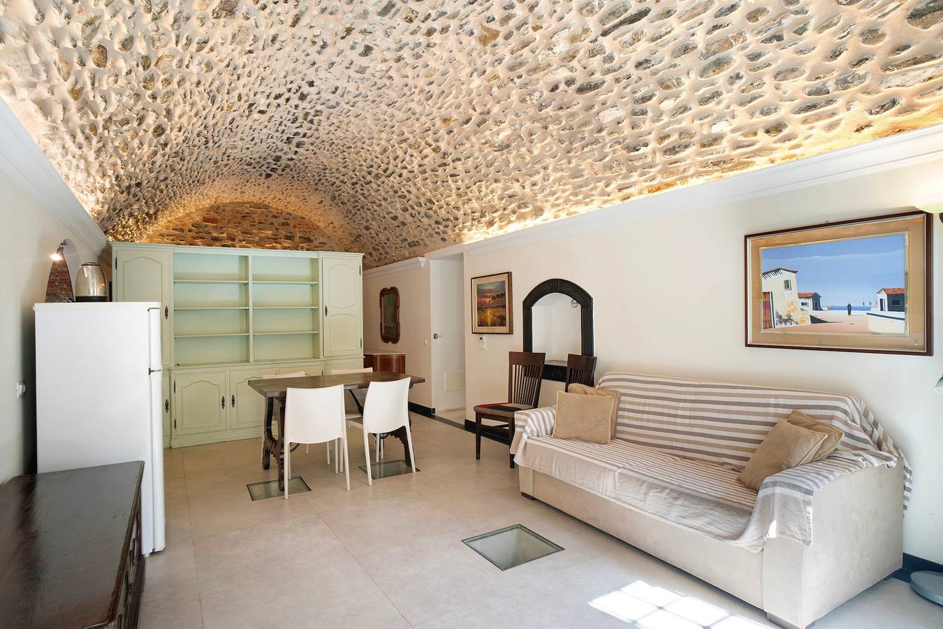 Appartamento intero, Appartamento Vacanze 'La Credenza, Borgo Dei Pescatori' con Wi-Fi in Cervo (Borgo), Cervo (Liguria)